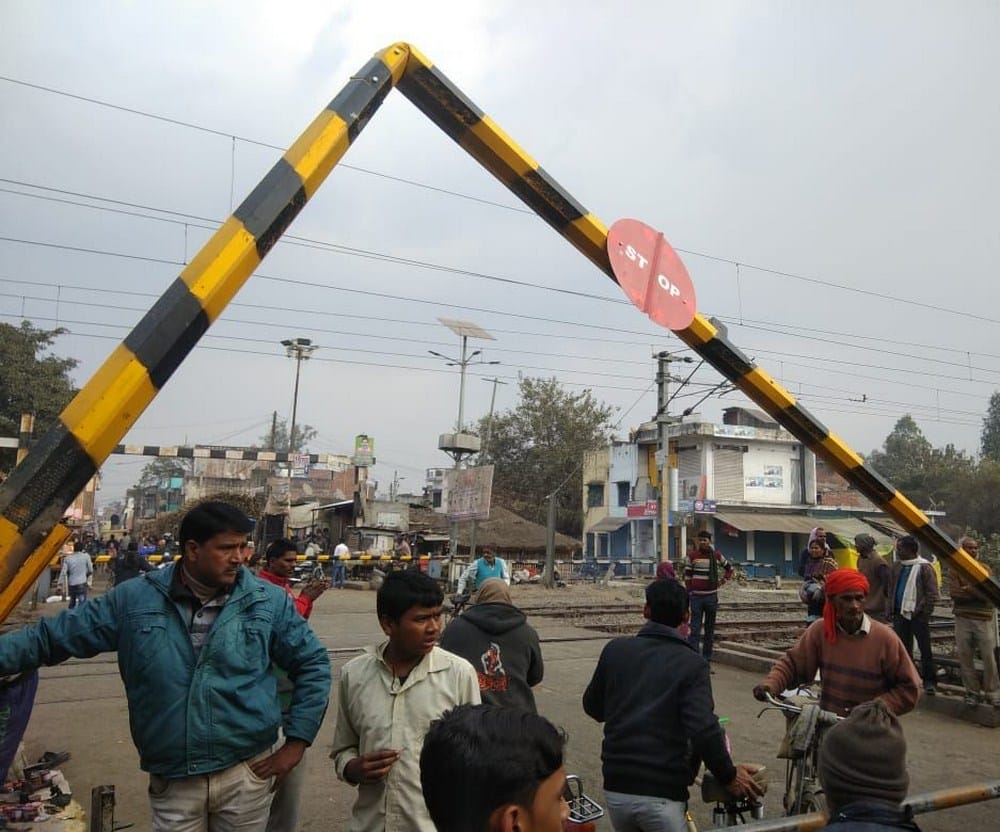pikup croke railway  crossing