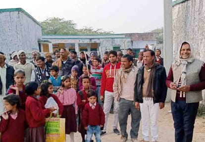 farmers repulse cattle in school