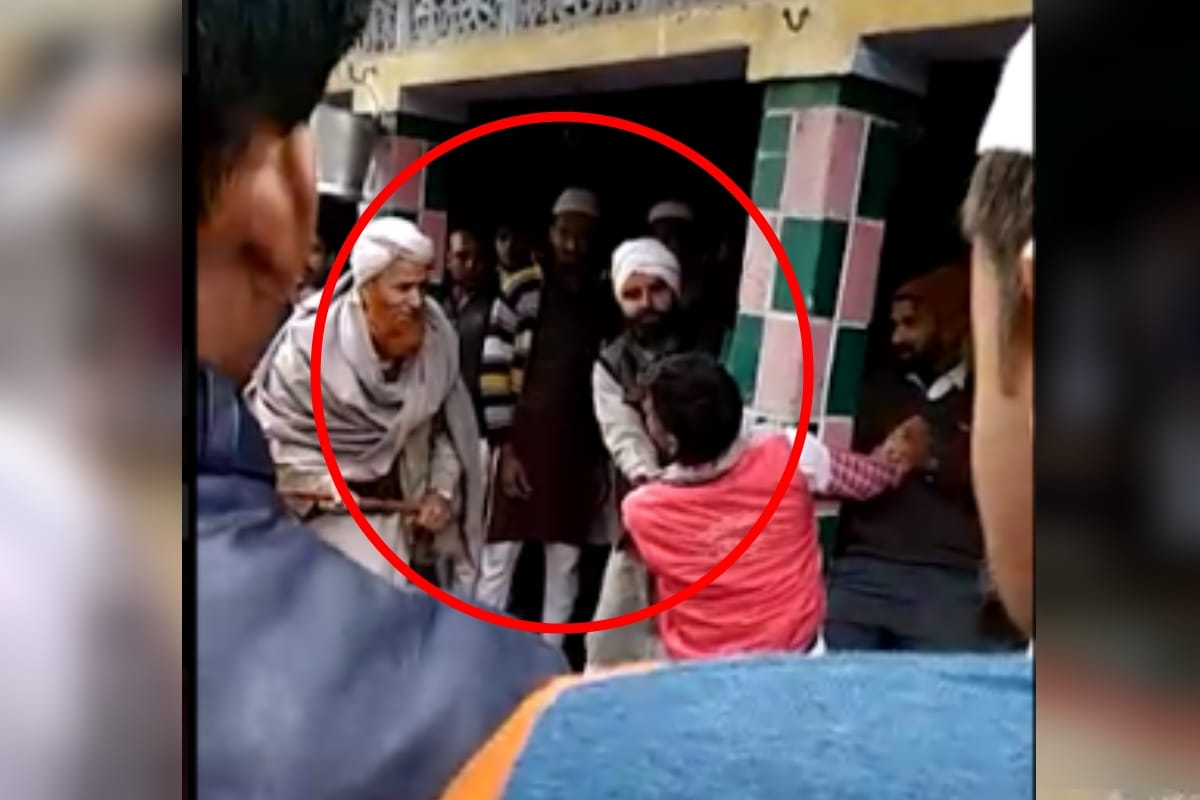 man beaten tied with pillar in Saharanpur after he use a girl picture in tik tok vedio