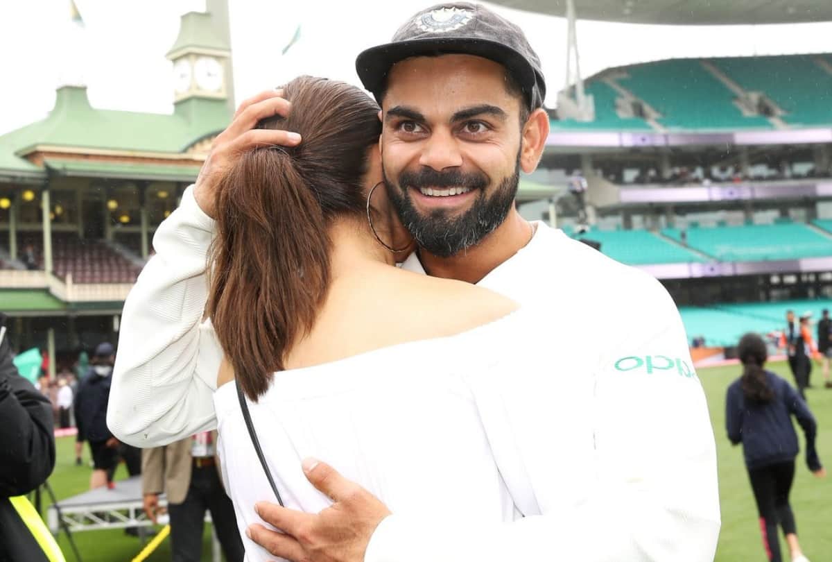 anushka sharma share photo with husband virat kohli on Instagram