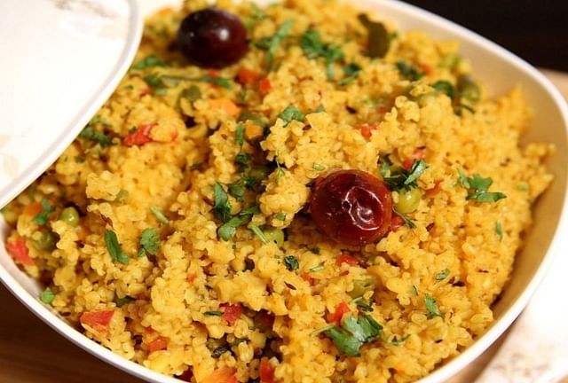 Try Easy Homemade Kathiyawadi Khichdi Recipe at Home Know Full Recipe in Hindi