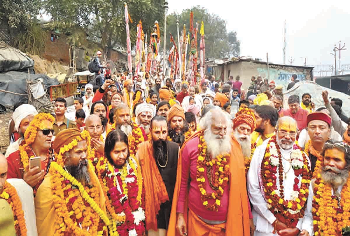 Under the leadership of 'Hanuman ji' reached the cantonment