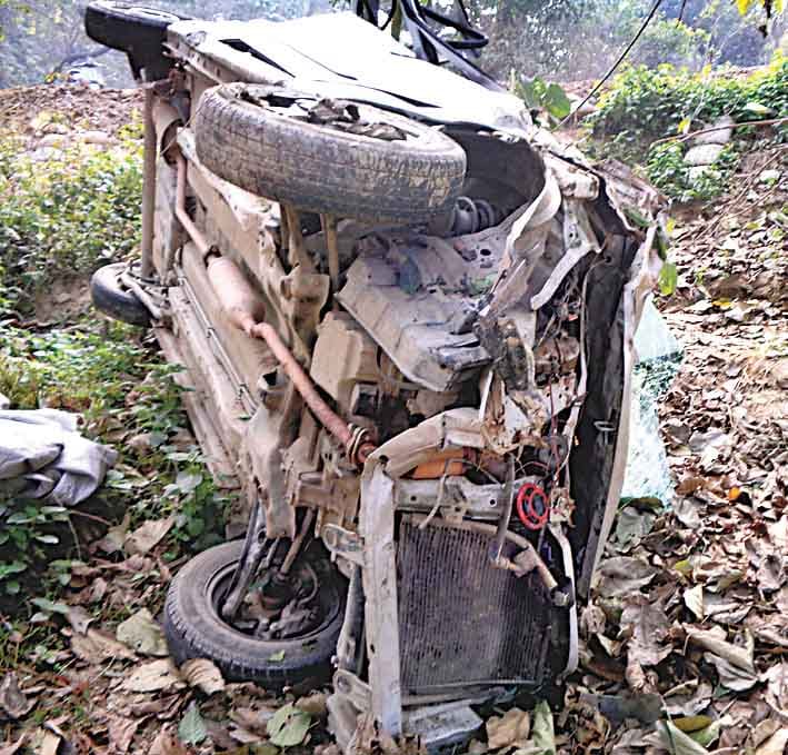 car fell down in dig