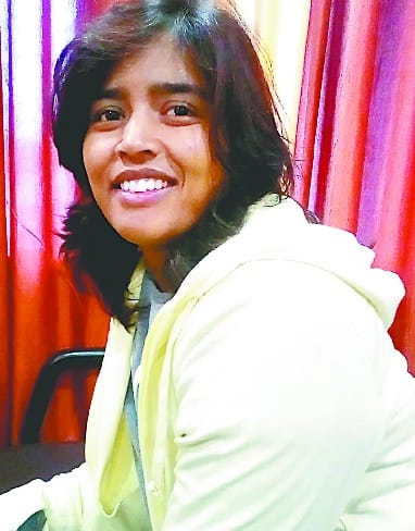 Ekta wants to be fit in batting with bowling