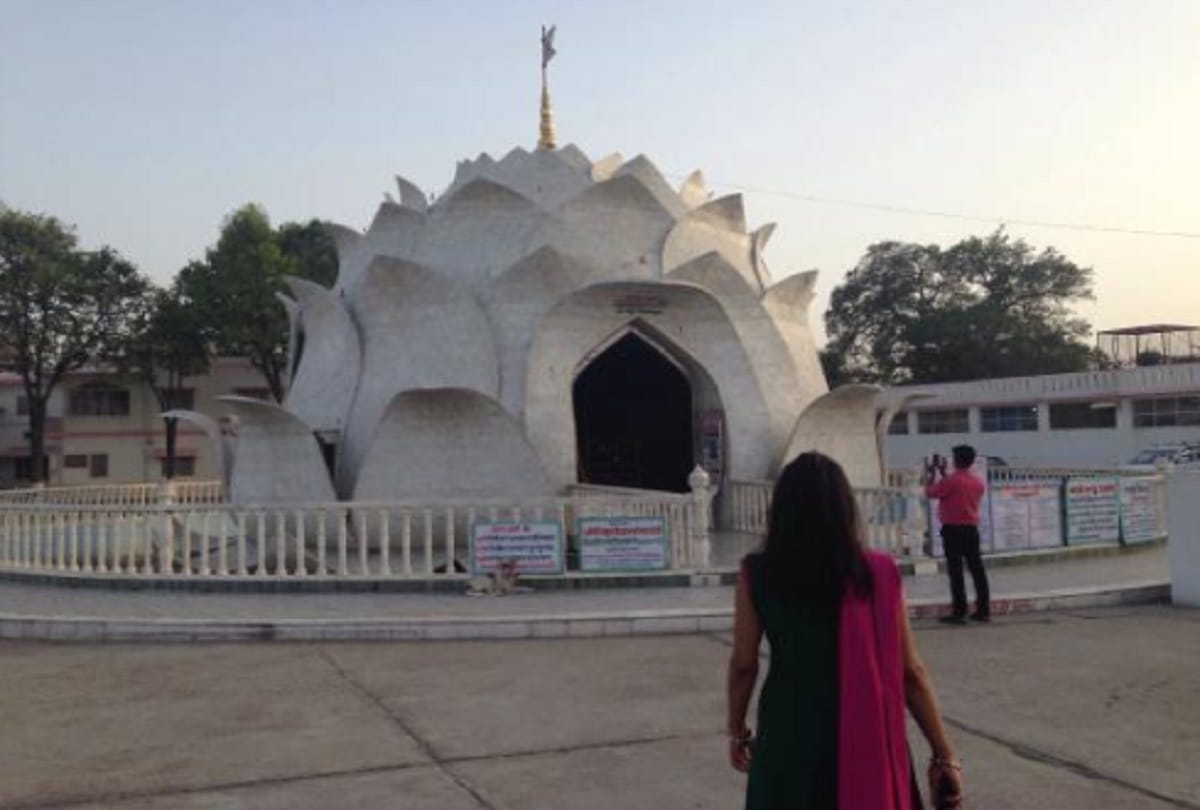 Meerut, Pandavas were born in Hastinapur and every year foreign tourists visit here