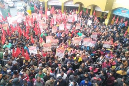 All unions related to CITU protest in himachal on the call of central trade unions