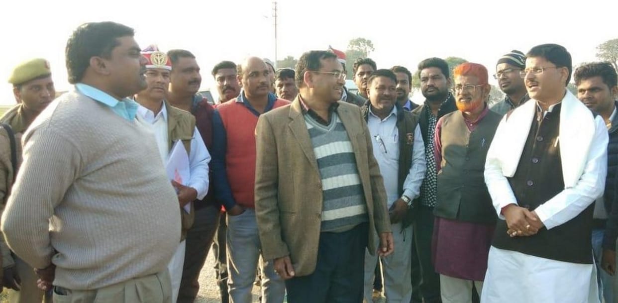 इंट्रीग्रेटेड चेक पोस्ट के लिए अधिकारियों ने किया सर्वे