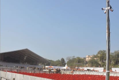 pm narendra modi visits to agra today