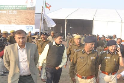pm narendra modi visits to agra today
