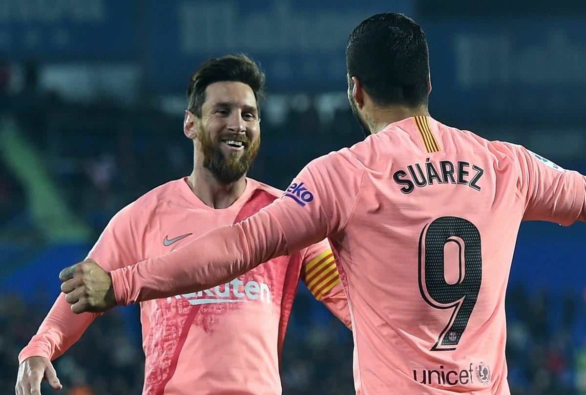 lionel messi complete 400 goal in la liga league