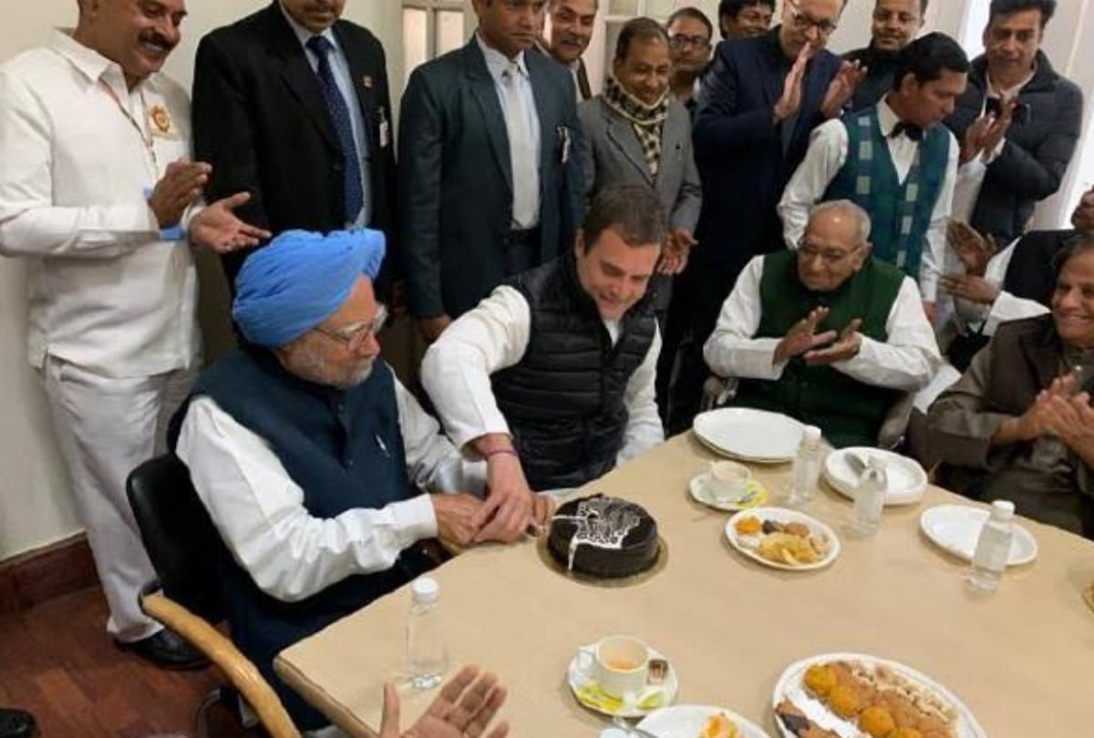 In film accidental prime minister you would not see these interesting facts about manmohan singh