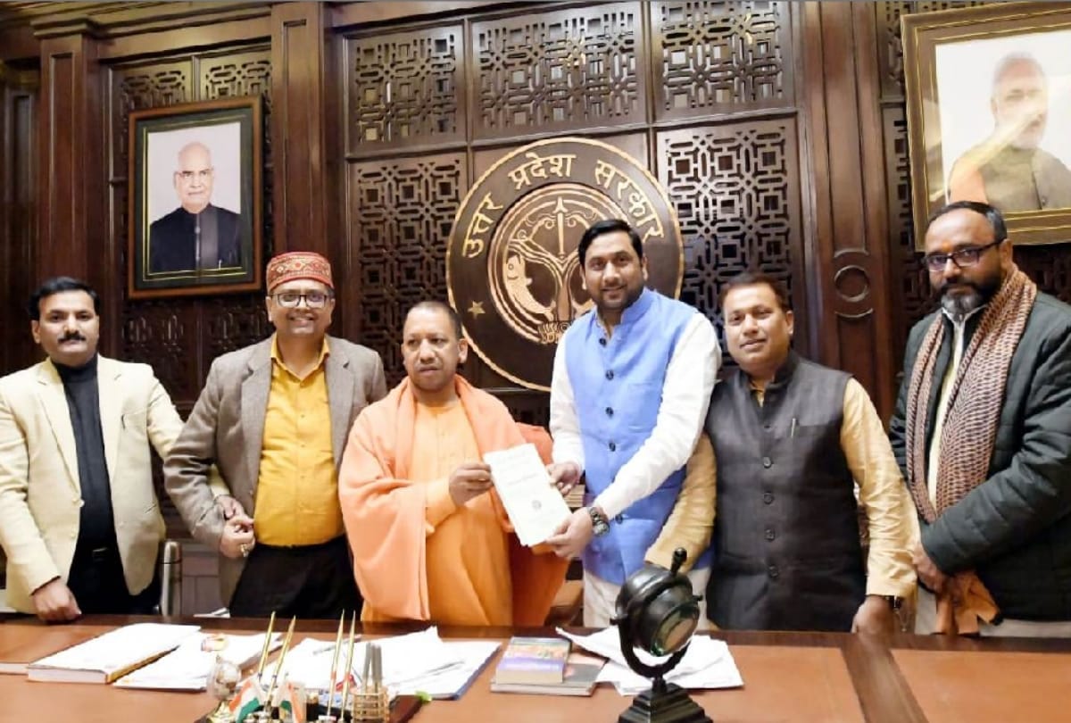 Somendra Tomar gave NOC for the airport, money given for Inner Ring Road