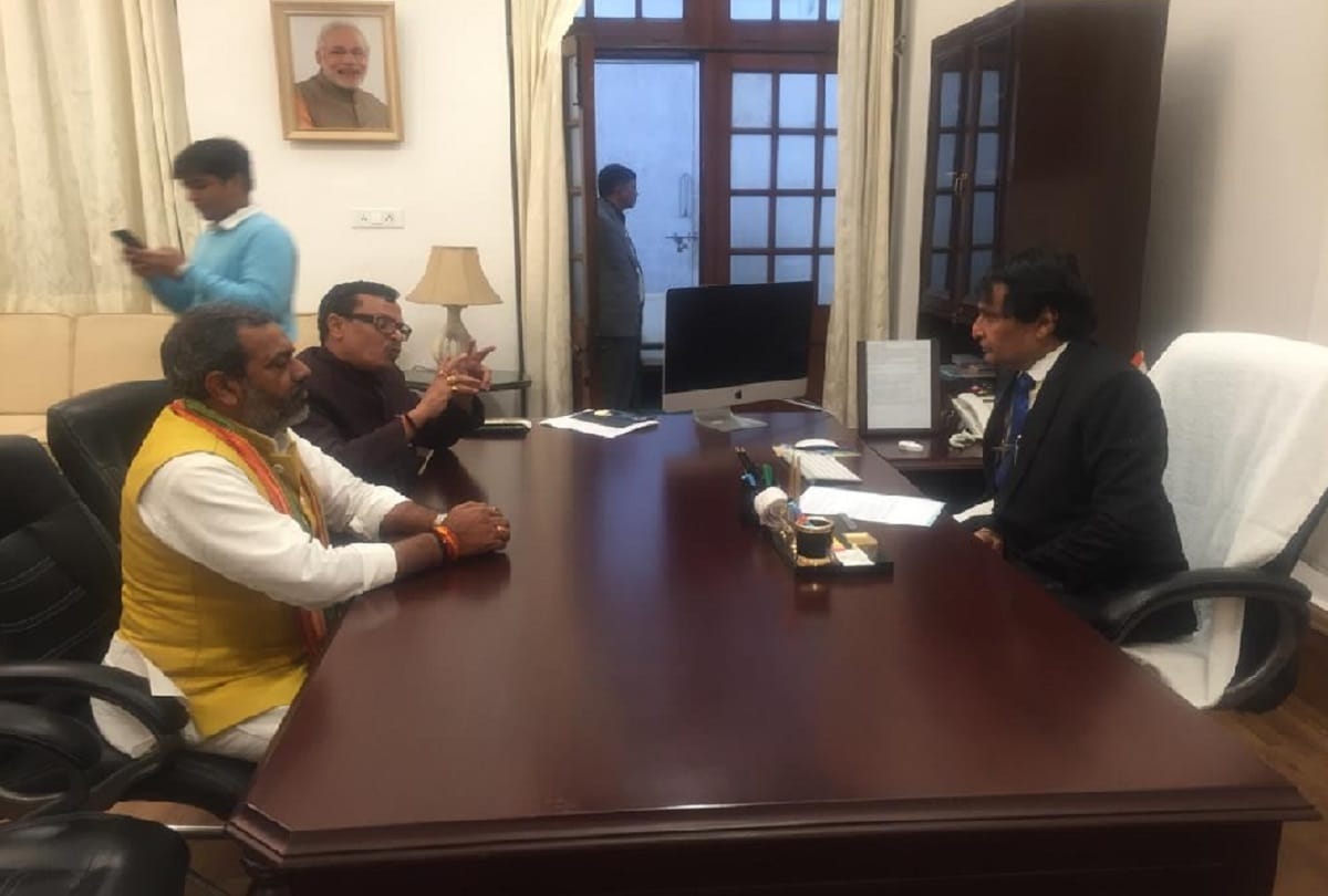 Meerut, BJP leaders pressure on civil aviation ministry for air travel