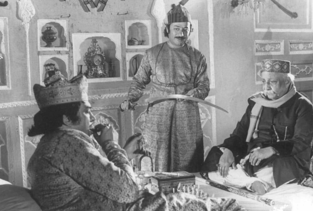 Saeed Jaffrey realised the last letter of Love when the first wife was awakened apart