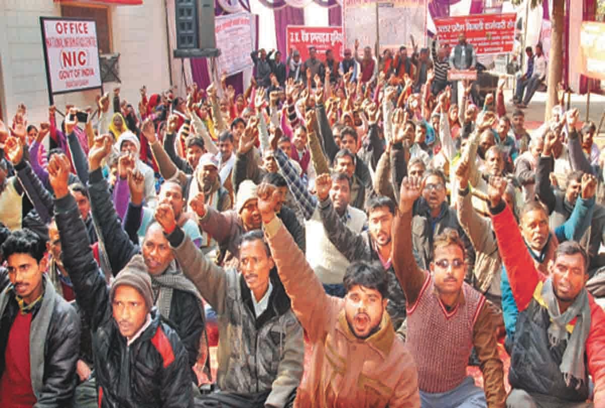 Strike: all departments close