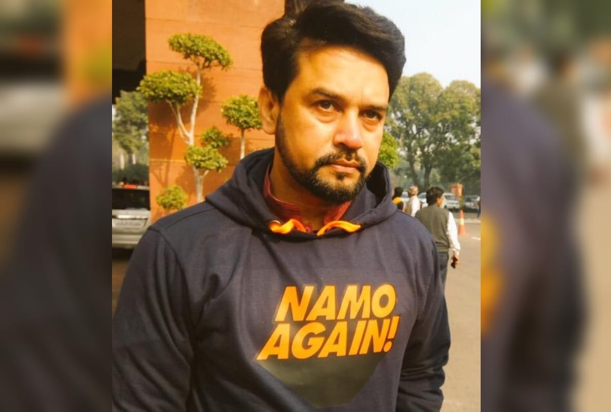 pm modi tweets looking to anurag thakur leads to a flood of challenge on social media