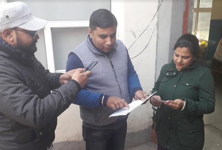 Chilling Weather, three days girl child thrown by parents in yamunanagar