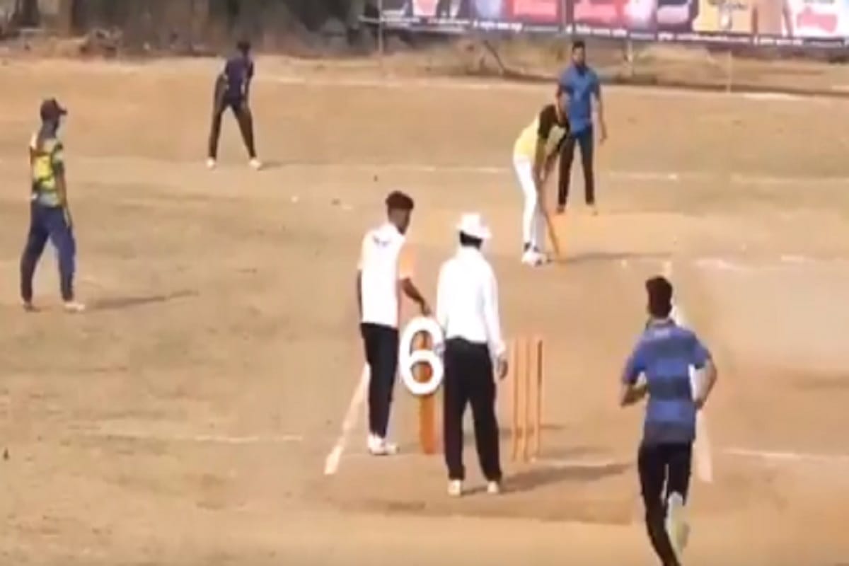 a bowler deliver consecutive 6 wide balls in an over in tennis tournament