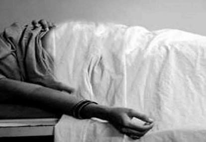 woman commit suicide in kanpur