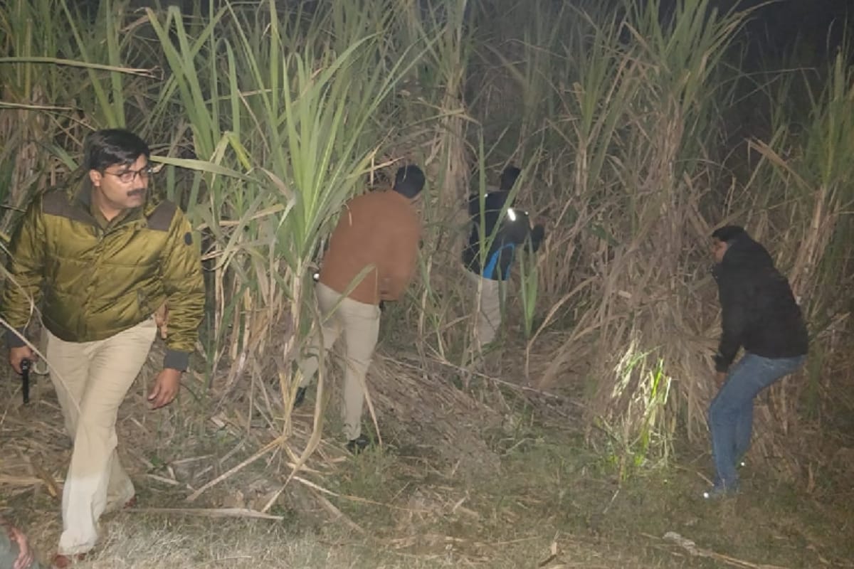 up police in active mode, three encounter in a day in Muzaffarnagar badmash arrested