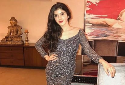 shanaya kapoor famous before taking entry in bollywood