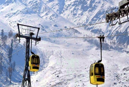 Patnitop: India highest Gondola becomes choice of tourists