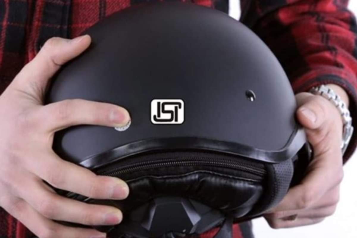 Ministry of Road Transport and Highways bans non-ISI and non-BSI mark helmets Rule comes into effect from 1st June 2021 ISI mark helmet
