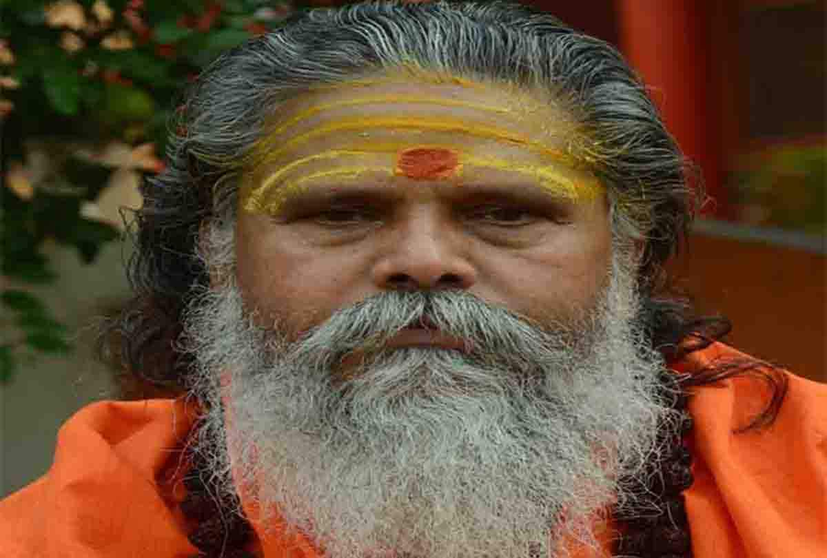 how many types makeup sadhus do like women