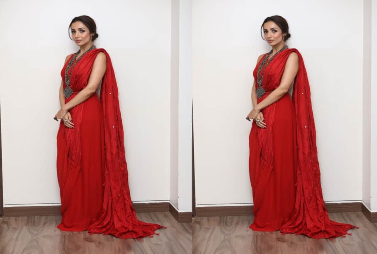 Malaika Arora looks Elegant in Red Saree