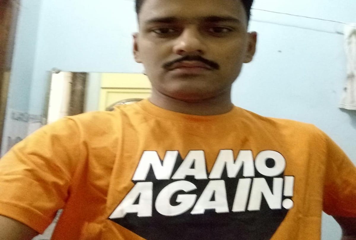 Celebrated Holi fest in Azad park wearing Namo Again T-shitr