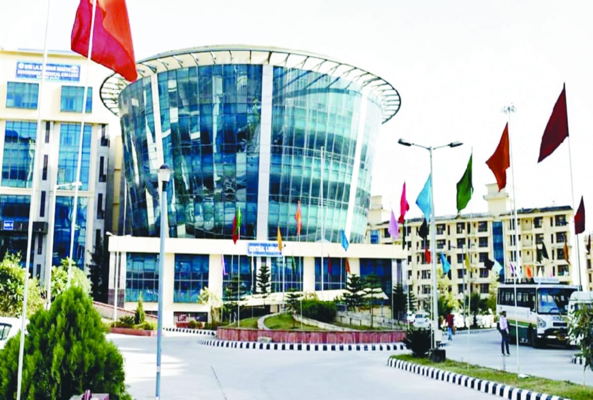court order regarding Tender process to open restaurant at Nerchouk hospital premises