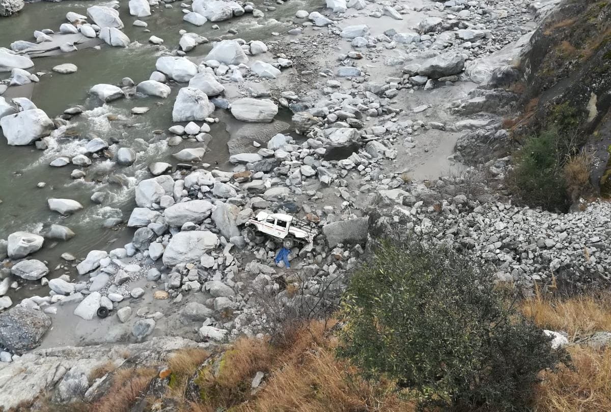 Himachal Pradesh Two killed in Bolero accident in kinnaur three injured