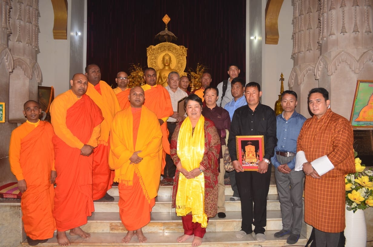 Bhutan rajkumari came sarnath and do budh asthi darshan