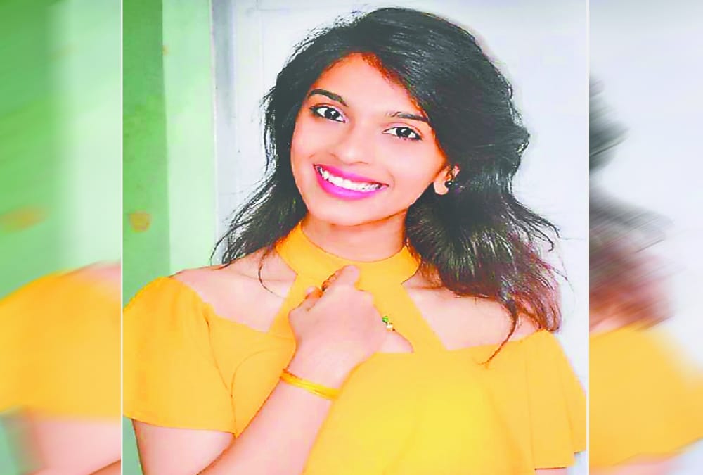 Radha bharadwaj got best actress award for film afsos
