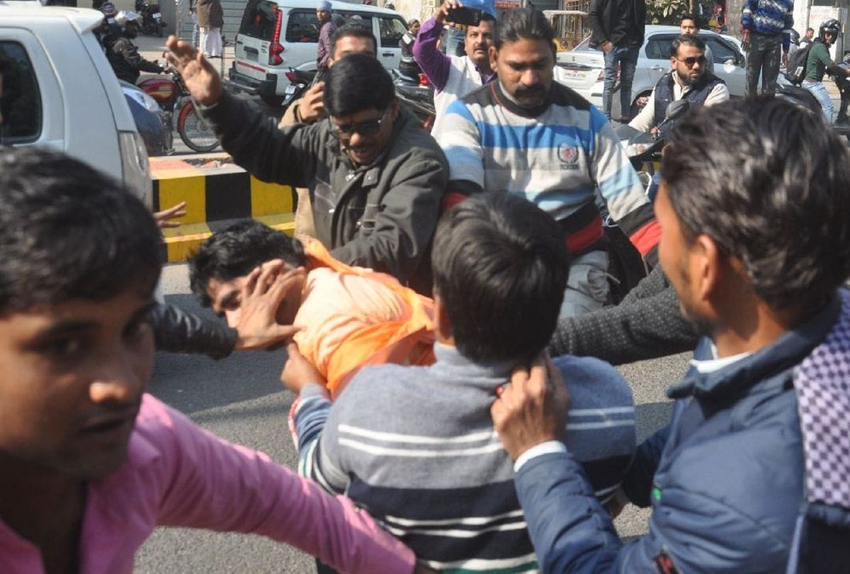 clash in municipal corporation agra