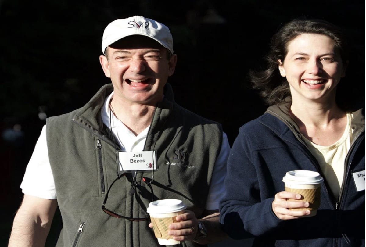 amazon ceo jeff bezos & mackenzie decide to divorce mackenzie could become richest women in world 
