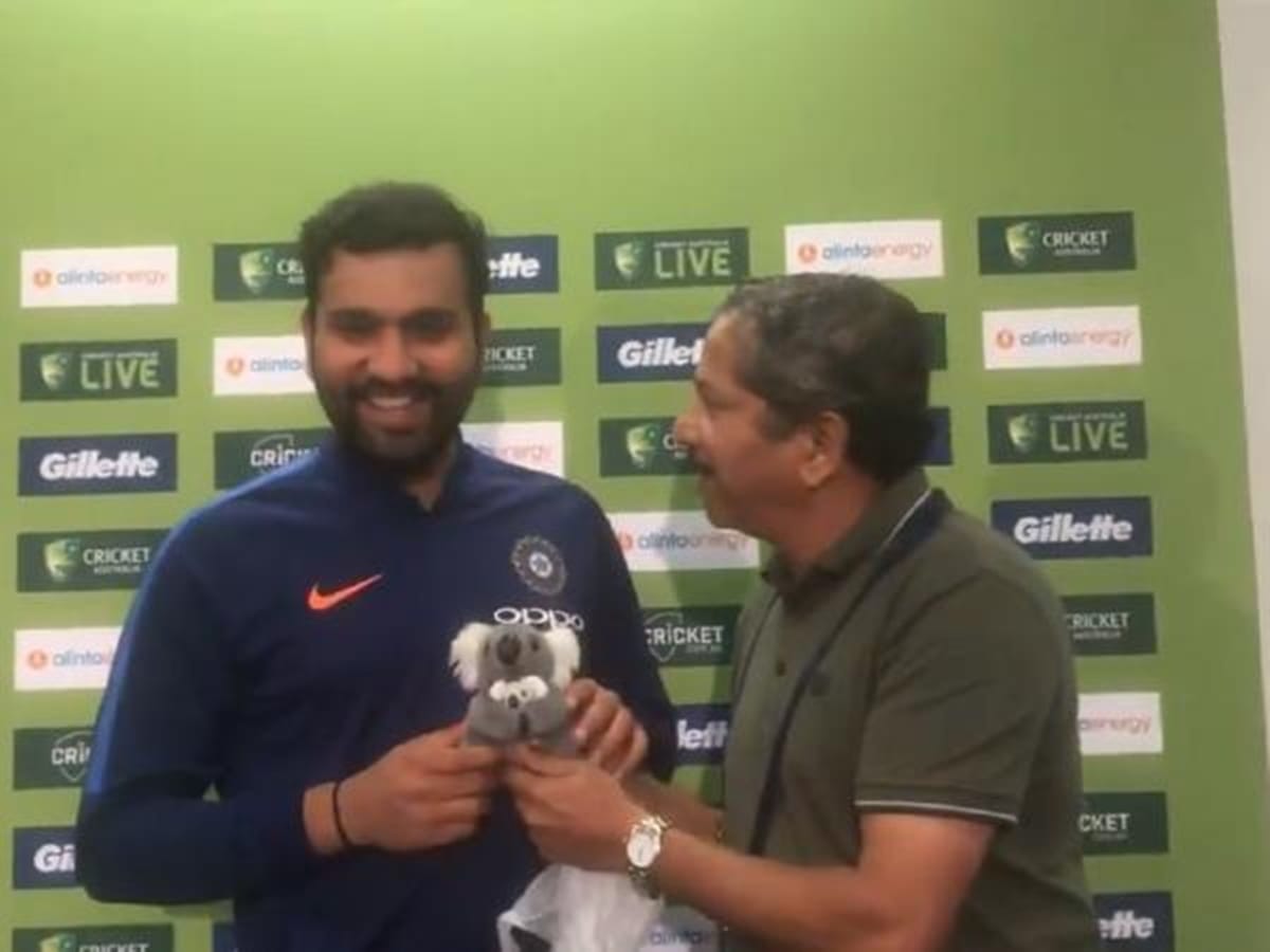 indian journalist win hearts after gifting small toy to daddy rohit sharma