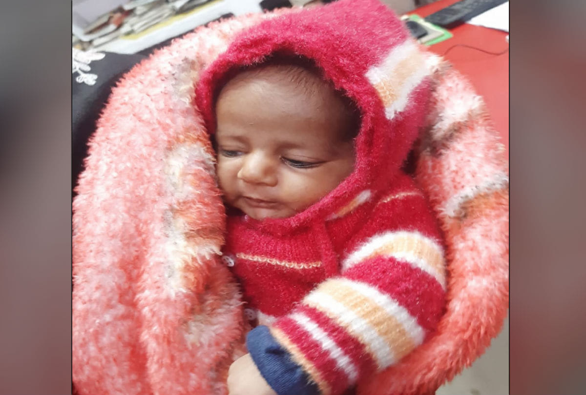 two month old unclaimed child found at door of the house in mainpuri