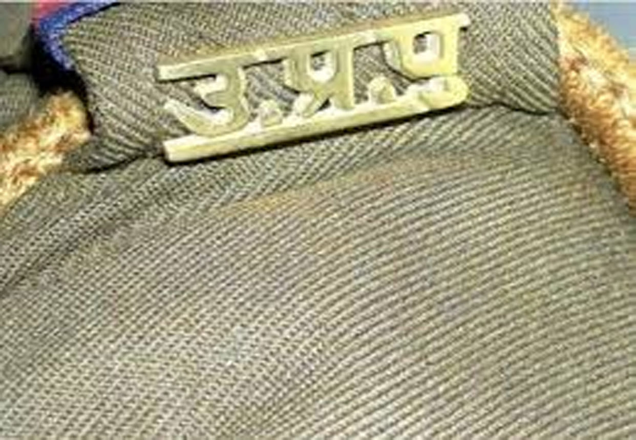 policeman beaten doctors