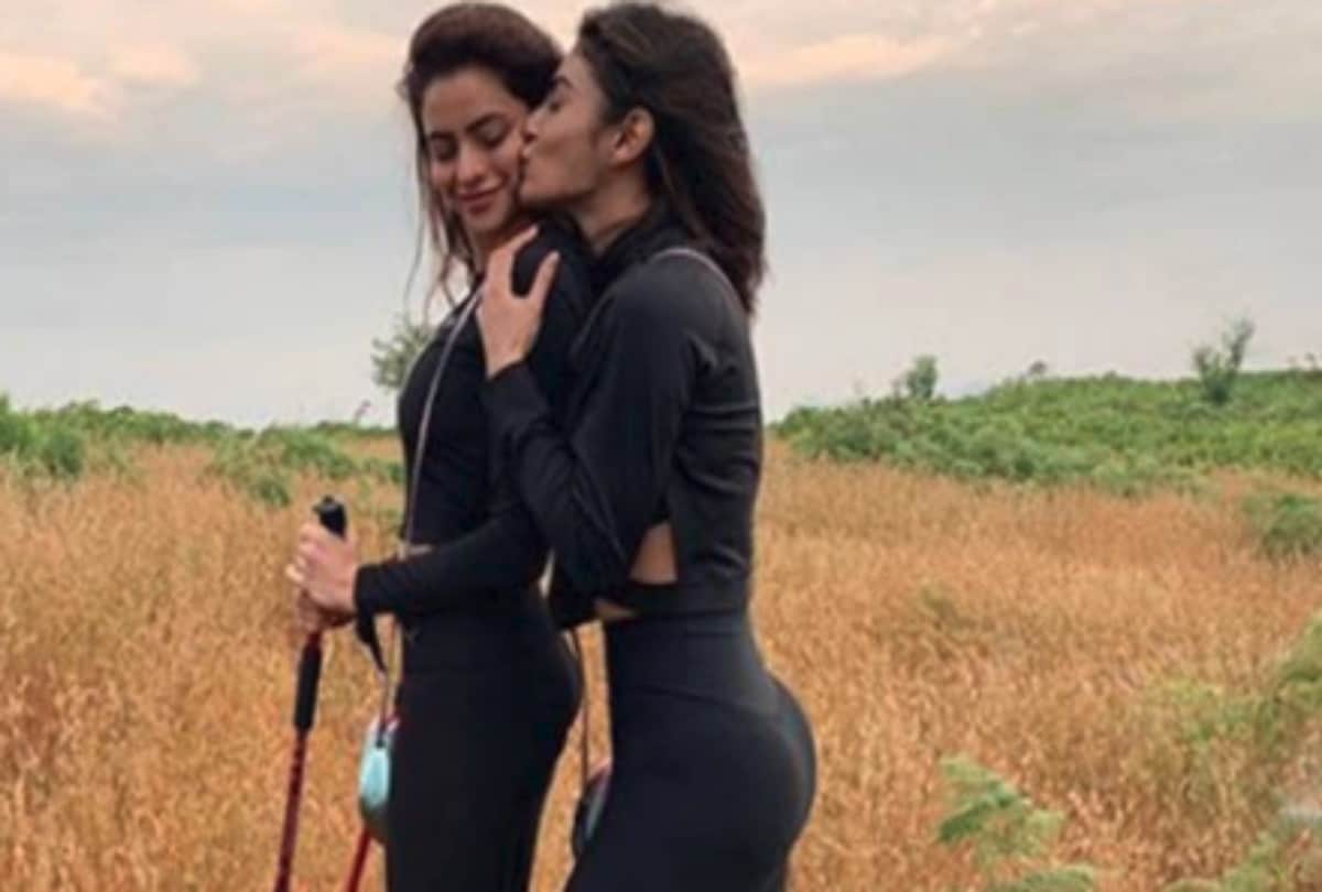 mouni roy enjoying vacation in pune stunning photo viral