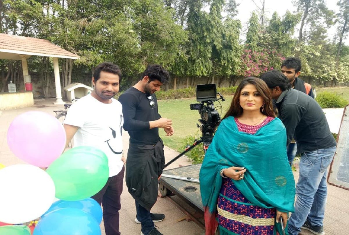 haryanvi singer Shikha Raghav arrested for cheating of Rs 60 lakh