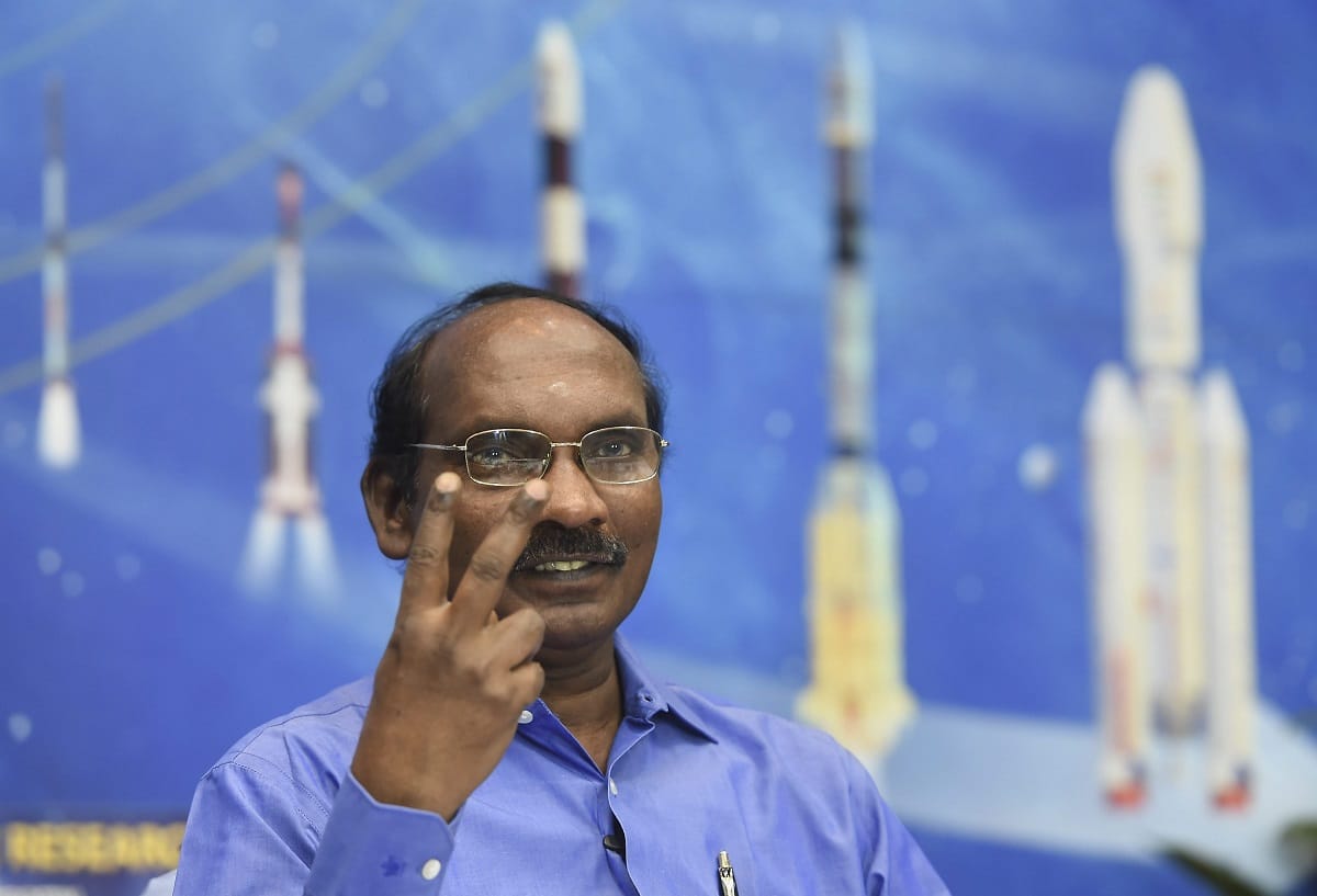 ISRO scientists salaries are being cut mission chandrayaan 2 motilal vora