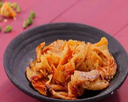 Winter special: Know the delicious recipe of stuffed jaggery paratha