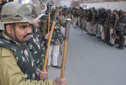 High Alerts in many cities of Punjab and Haryana for ram rahim hearing