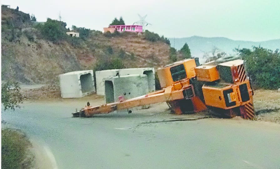 crane  on road