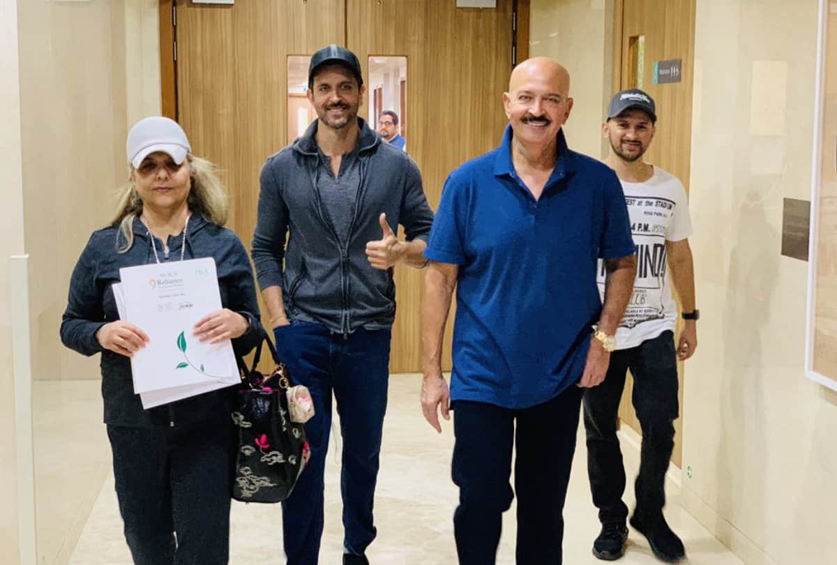 Hrithik Roshan opens up about father Rakesh Roshan cancer during Super 30 promotion