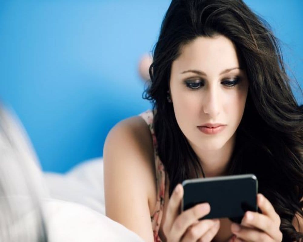 social media affects your relationship