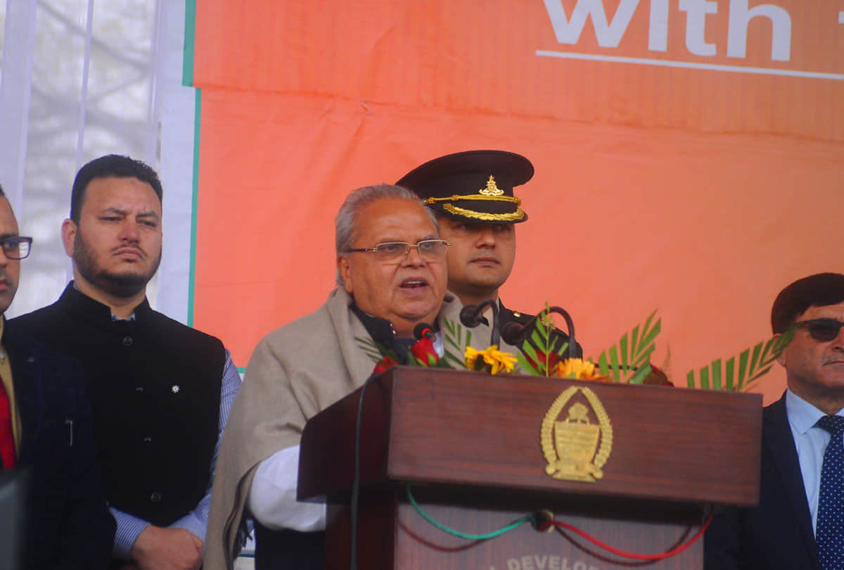 jammu kashmir governor satyapal malik statements on himself and rahul gandhi