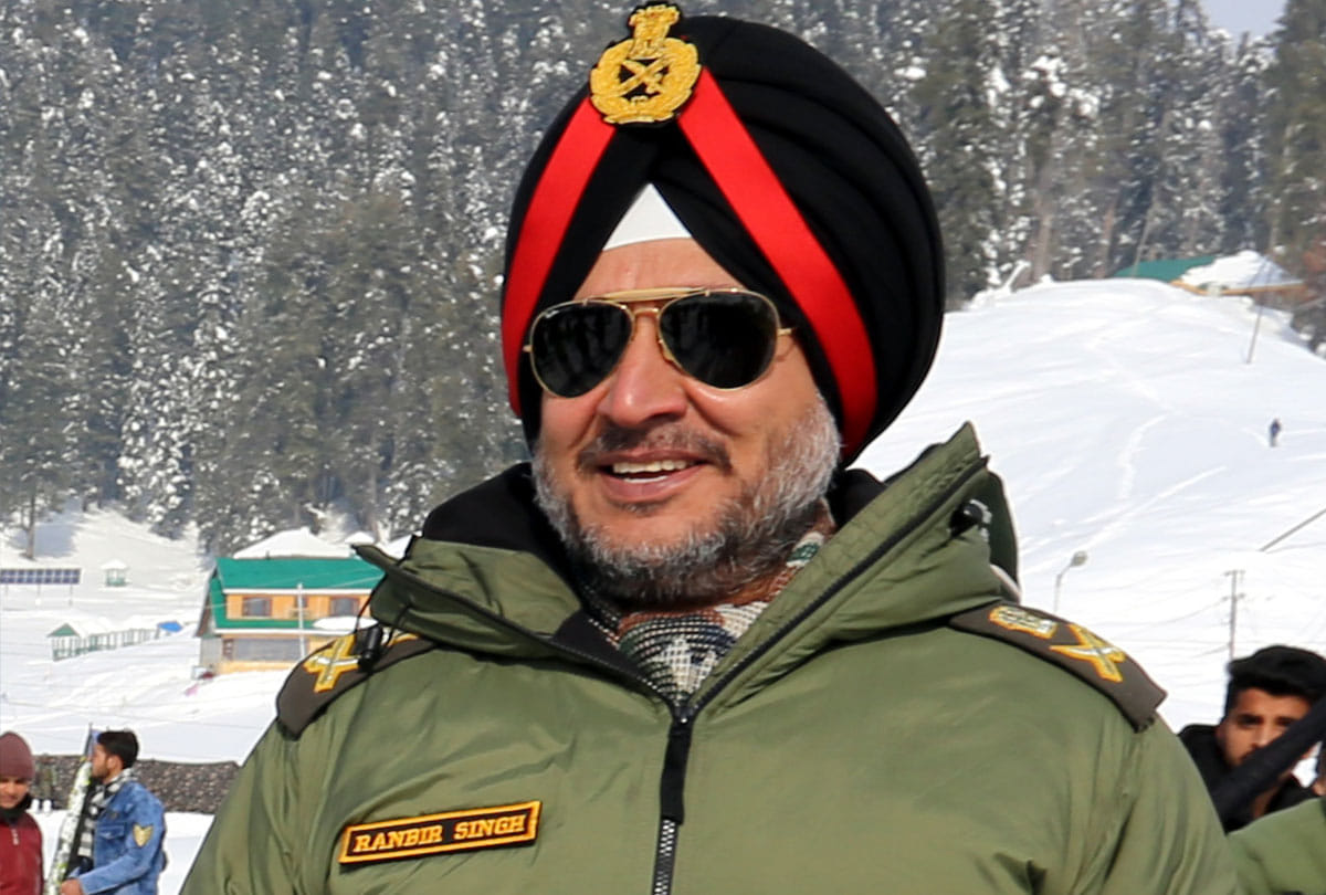 Northern Command commander Lieutenant General Ranbir Singh visits China