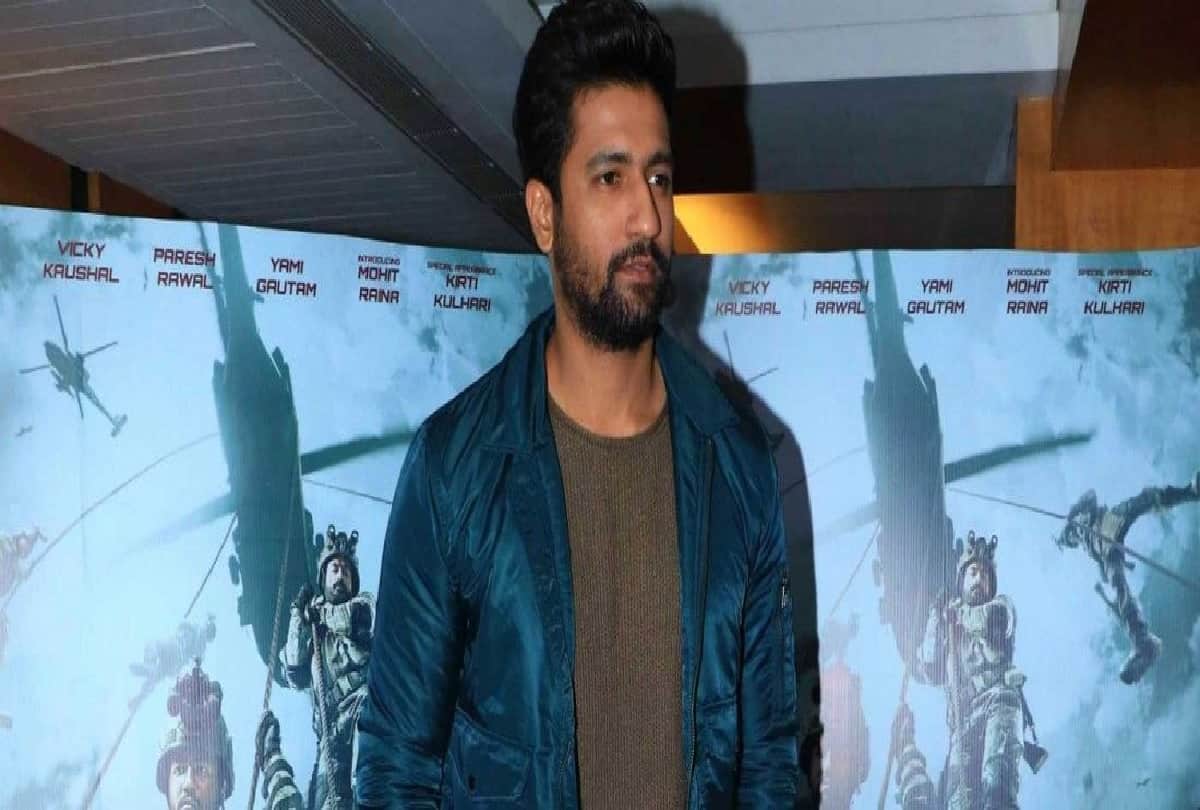 Vicky Kaushal 'Salt' Sneaker Shoes can be the best style Icons to Inspire You